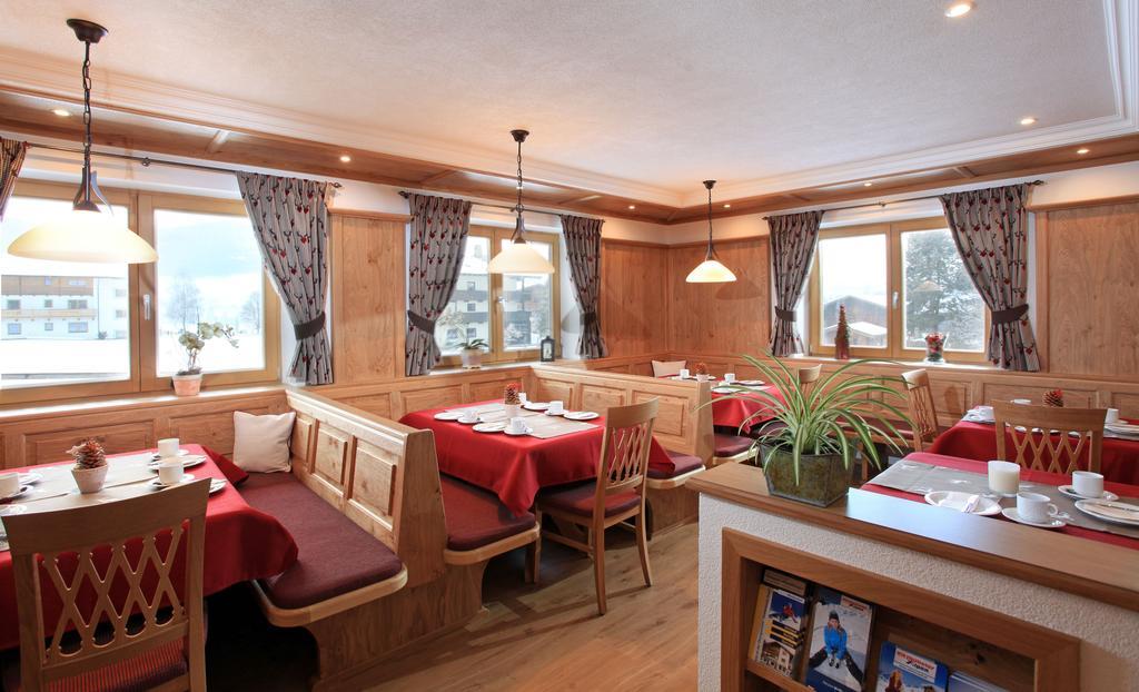 Fruehstueckspension Samerhof Westendorf Bagian luar foto