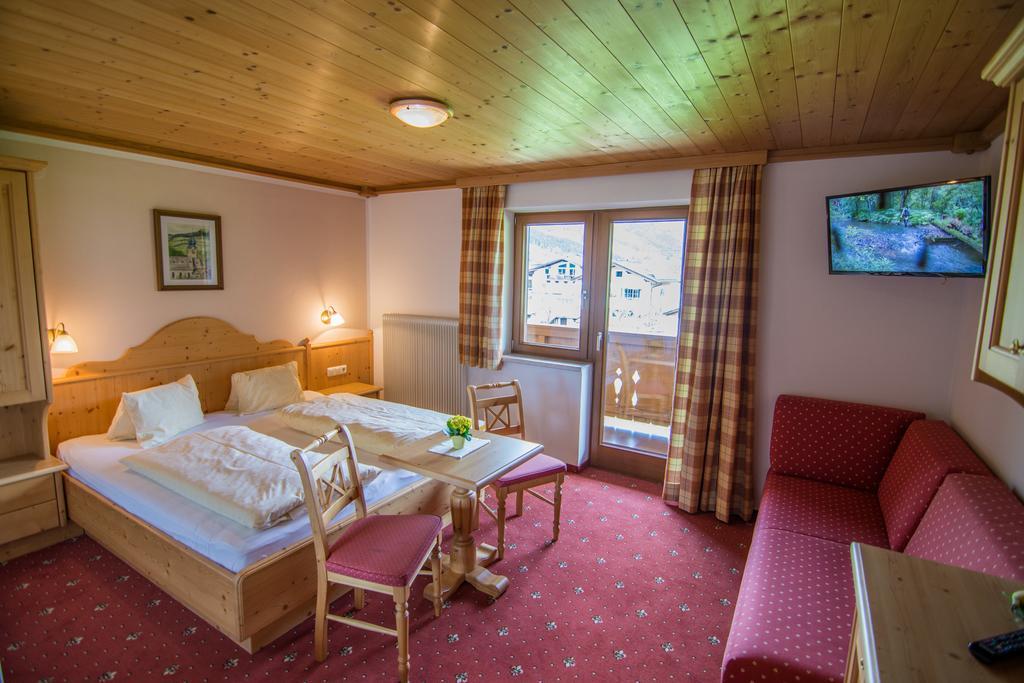 Fruehstueckspension Samerhof Westendorf Bagian luar foto